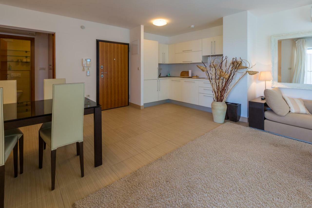 Apartment Golden View ドラマリ エクステリア 写真